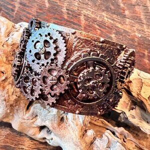 Steampunk Bracelet/Cuff With Gears
